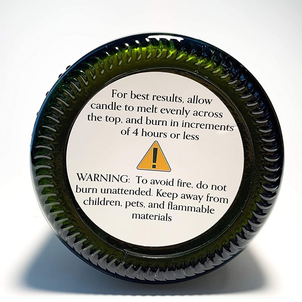 Recycled Wine Bottle Soy Wax Candle (Gin & Tonic) - Picture 6 of 6